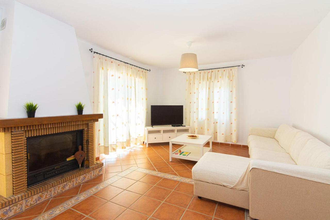 Villa Andalucia: Cerca De Todo, Intimidad Y Espacio Nerja Exterior photo