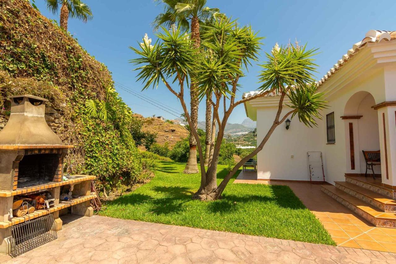 Villa Andalucia: Cerca De Todo, Intimidad Y Espacio Nerja Exterior photo
