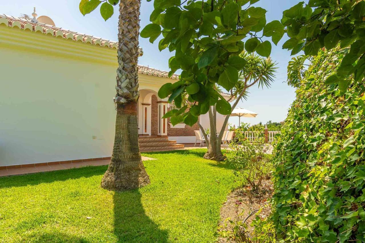 Villa Andalucia: Cerca De Todo, Intimidad Y Espacio Nerja Exterior photo
