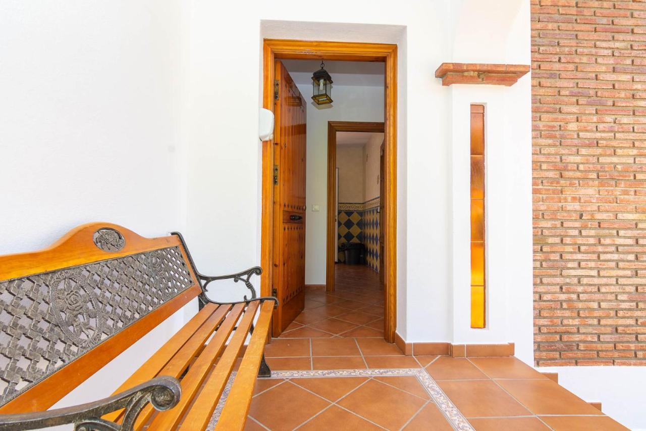 Villa Andalucia: Cerca De Todo, Intimidad Y Espacio Nerja Exterior photo